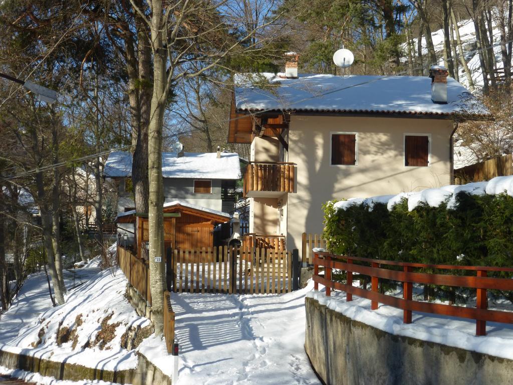 Villa Casa Pederzolli - Lagolo di Calavino Zimmer foto